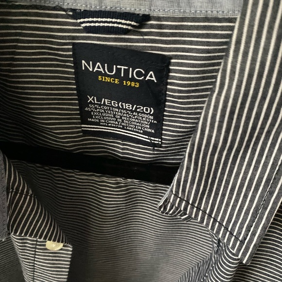 Nautica Button-Down Shirt (18-20) Boys - Picture 2 of 4